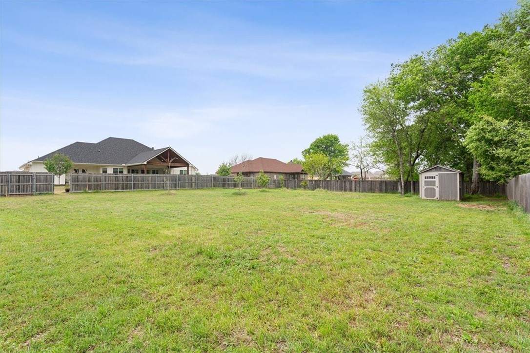 8 Independence Trail, Waco, Texas image 39