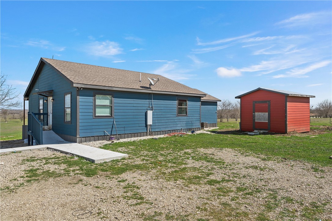 379 Niekamp Road, Riesel, Texas image 2