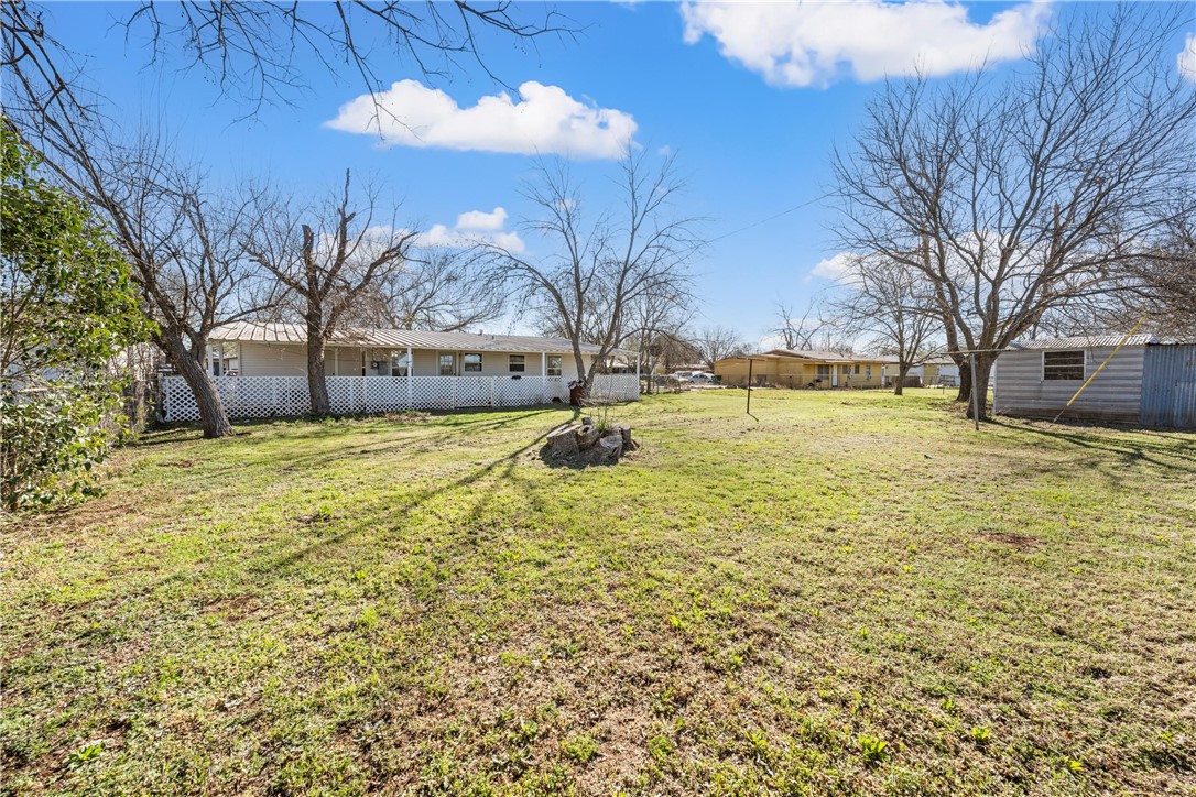 510 Willow Way, McGregor, Texas image 17
