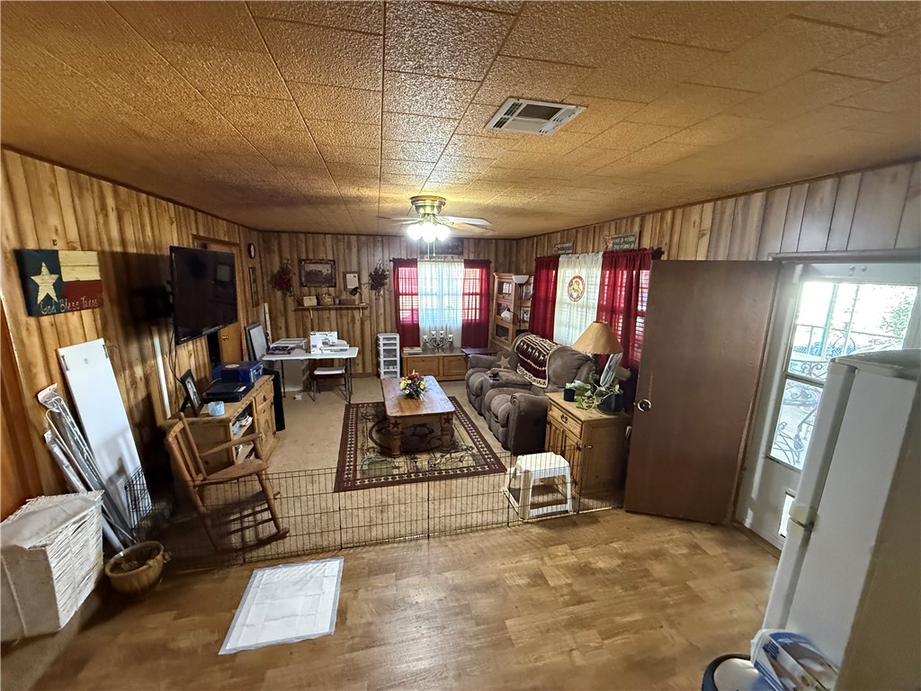 1515 Ave E Street, Moody, Texas image 17