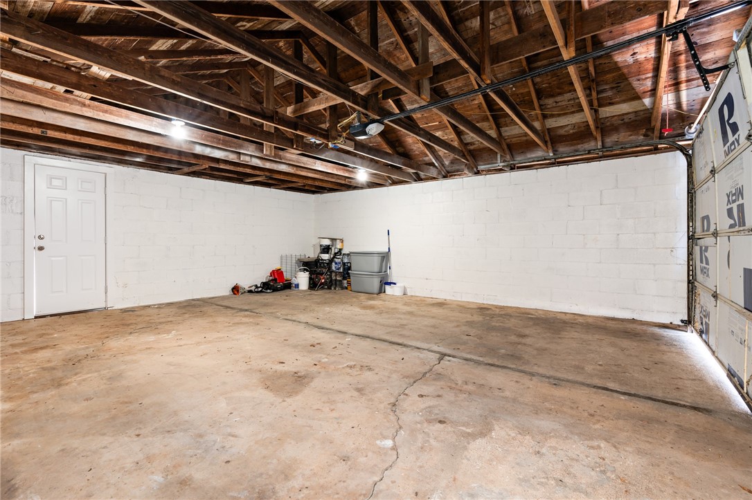 402 S San Jacinto Street, Whitney, Texas image 22