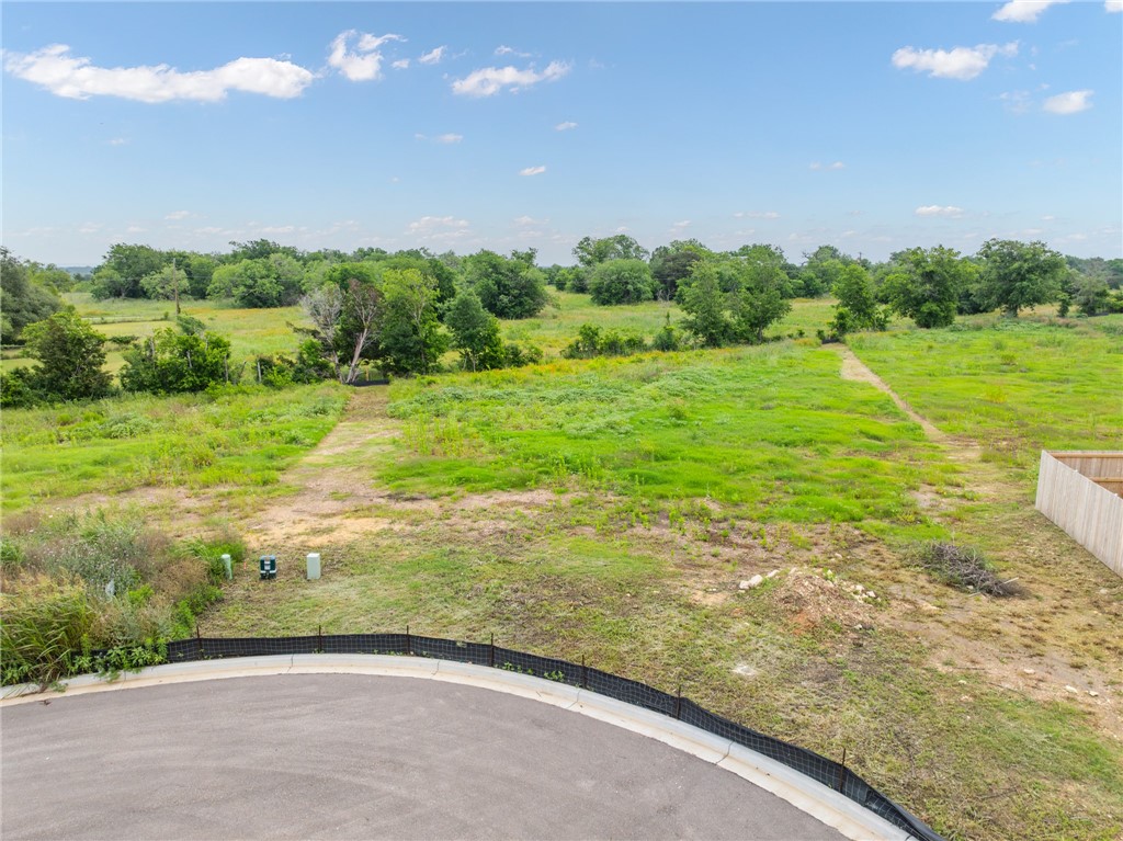 10916 Granada Drive, Waco, Texas image 9