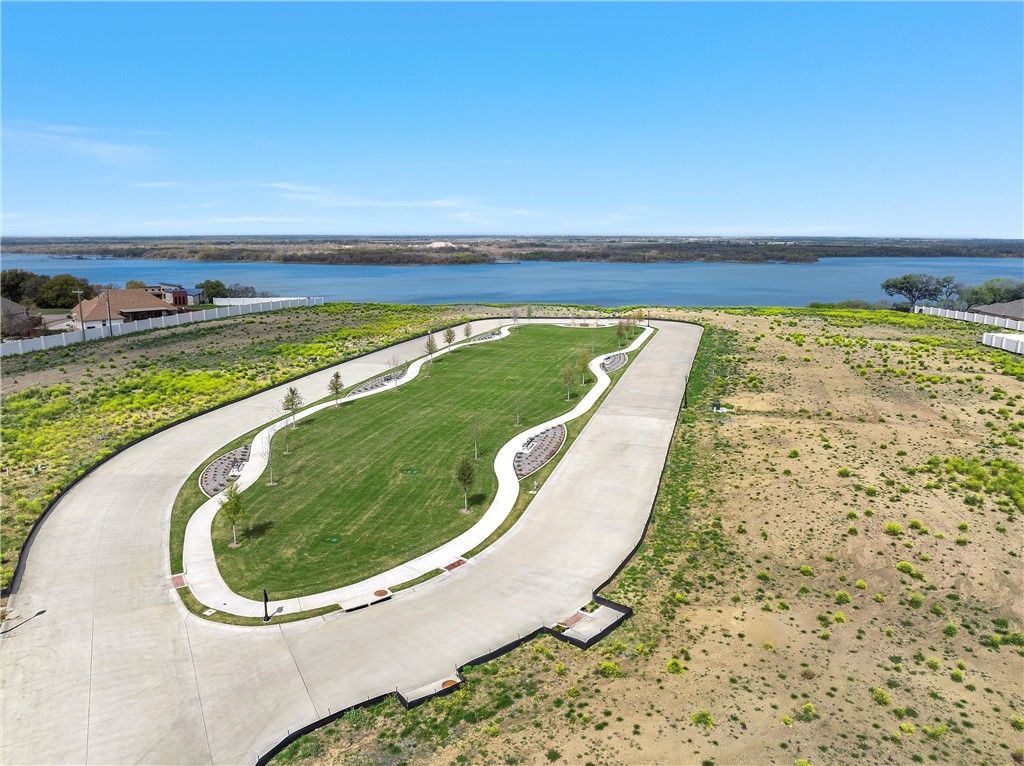 7 Pinehurst Drive, Woodway, Texas image 2