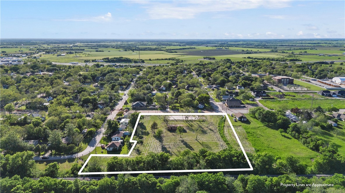 702 N Reagan Street, West, Texas image 9