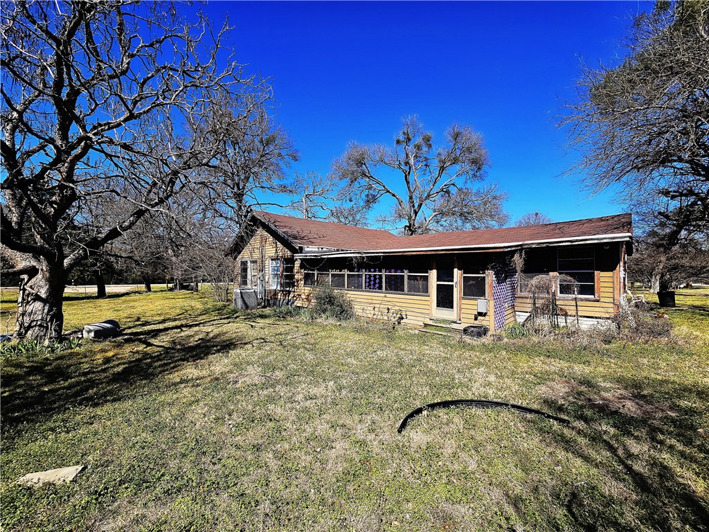 219 Lcr 402, Groesbeck, Texas image 12