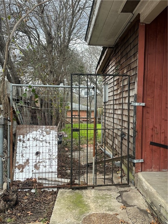 2417 Glendale Street, Waco, Texas image 7