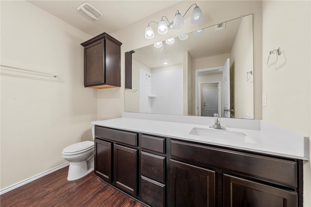 3205 Beutel Road, Lorena, Texas image 6