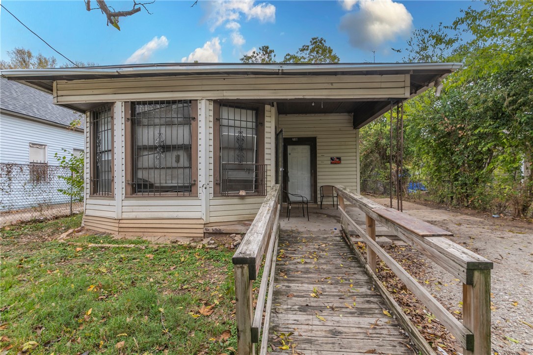 716 N 13th Street, Waco, Texas image 1