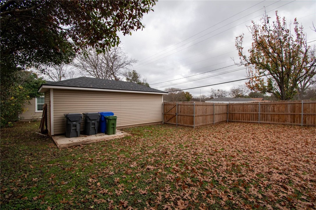 3700 Erath Avenue, Waco, Texas image 25