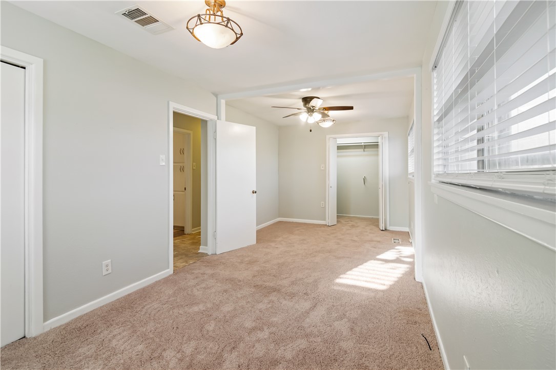8817 Oakdale Drive, Woodway, Texas image 18