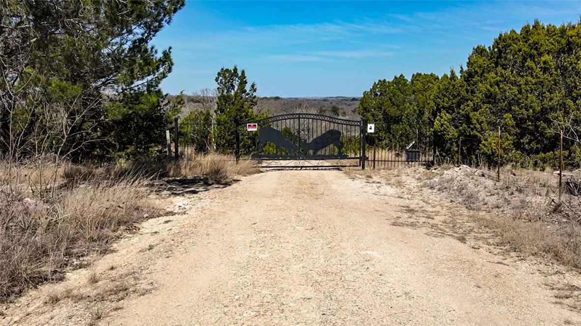 470 Cr 2358 Road, Meridian, Texas image 3
