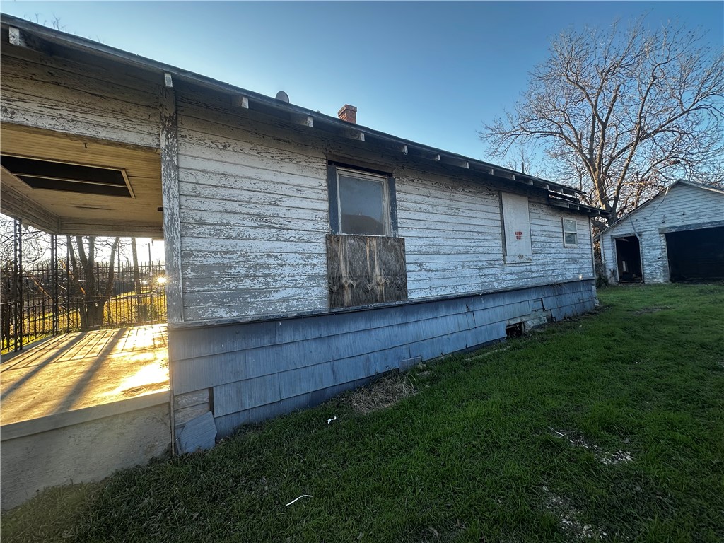 2605 Cole Avenue, Waco, Texas image 1