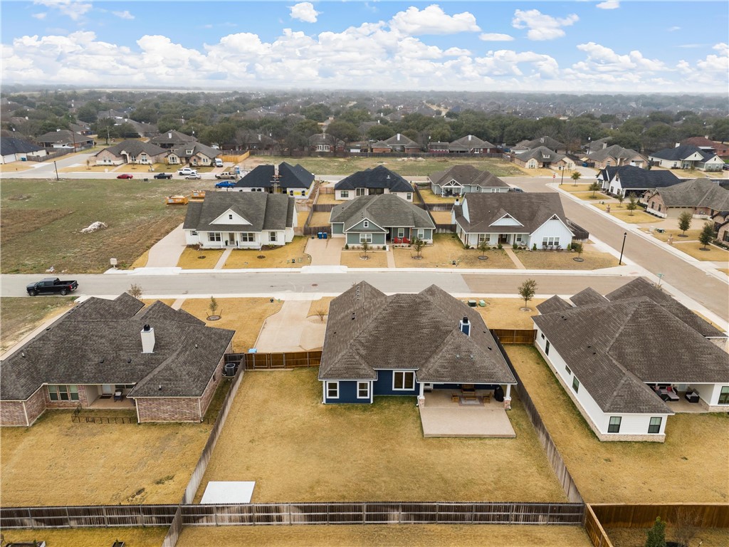 804 Forward Pass Drive, Hewitt, Texas image 40
