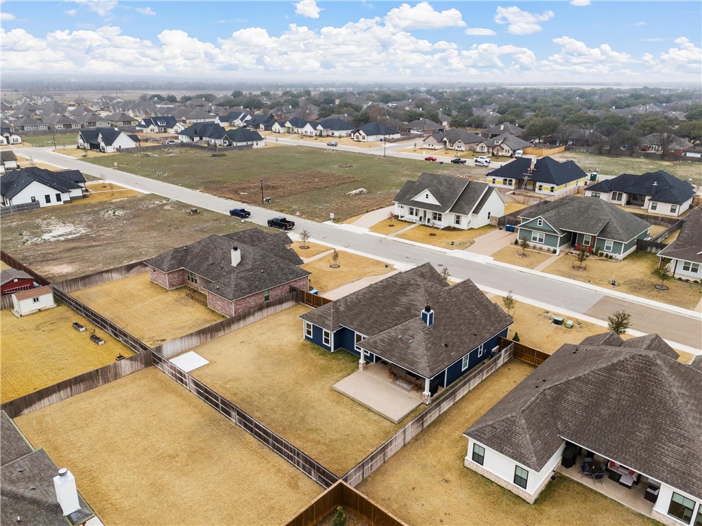 804 Forward Pass Drive, Hewitt, Texas image 41