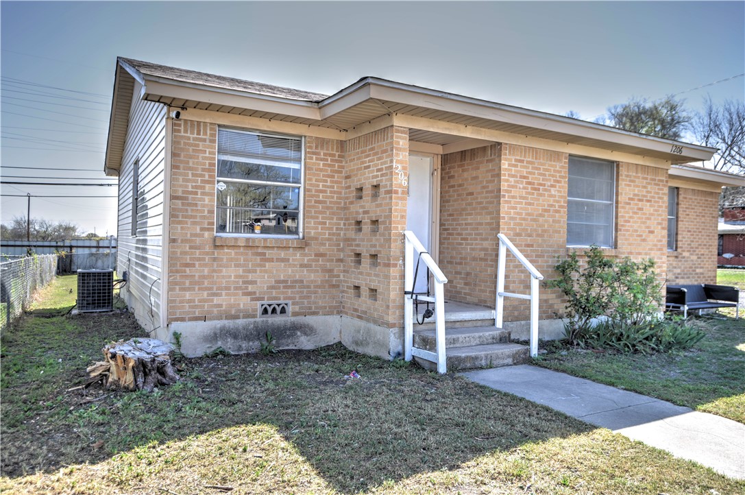 1206 Jefferis Avenue, Killeen, Texas image 2