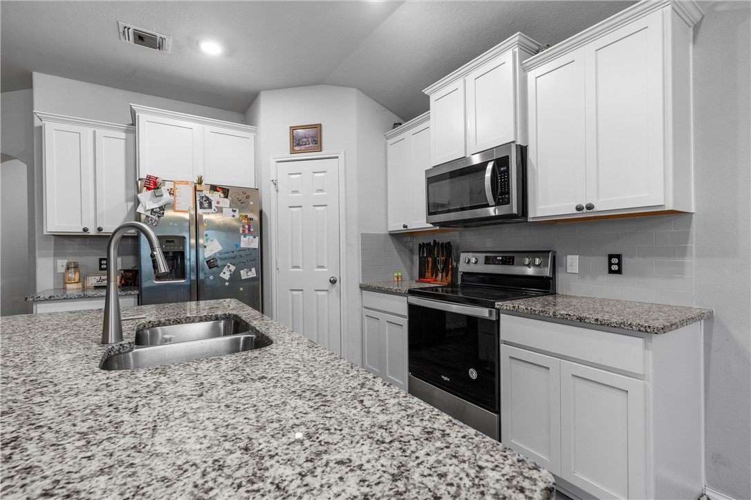 2913 Risinger Road, Lorena, Texas image 17