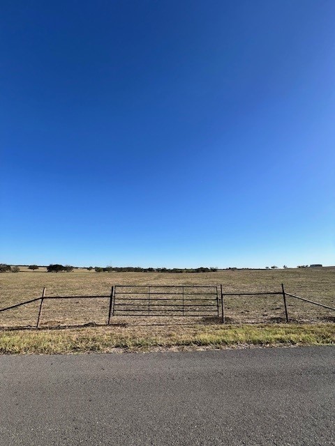 635 W W A Neel Road, West, Texas image 4