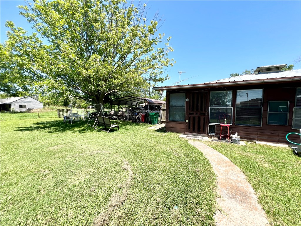 712 Limestone Avenue, Mart, Texas image 31