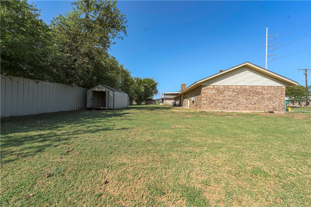 1006 Eagle Drive, Eddy, Texas image 20