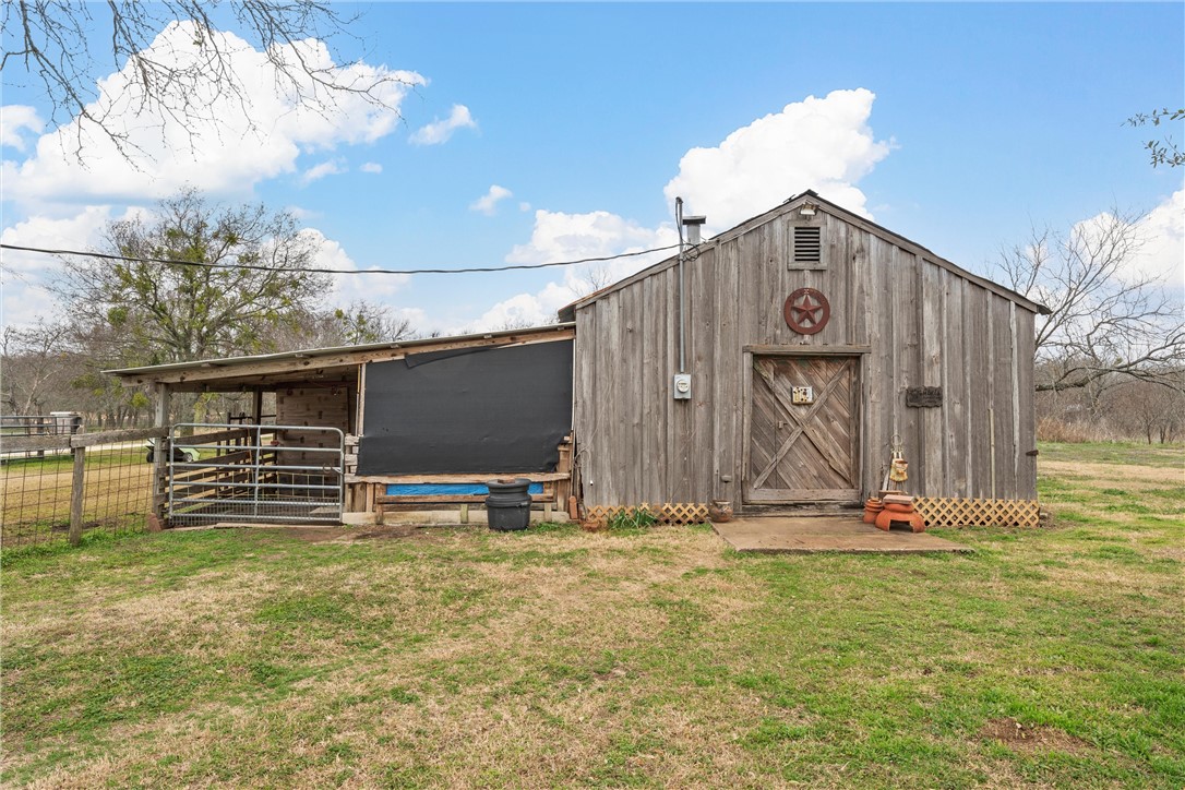 429 Water Tower Road, Axtell, Texas image 24