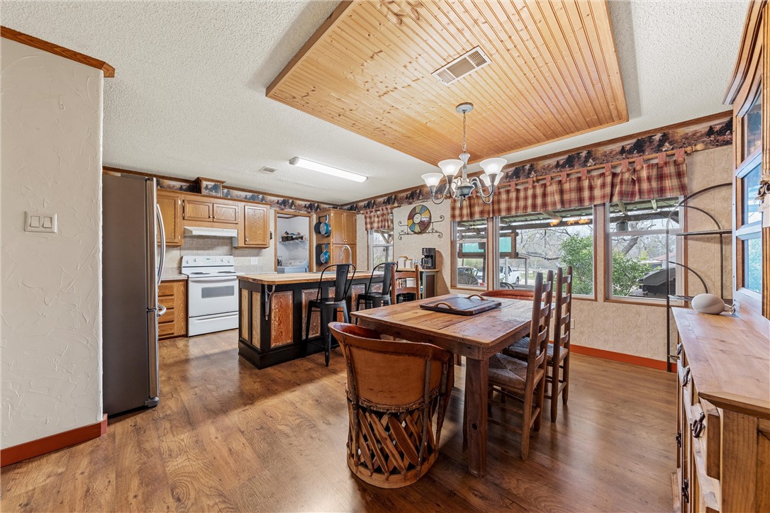 429 Water Tower Road, Axtell, Texas image 4
