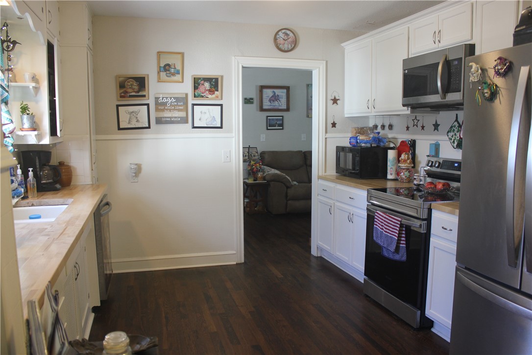 1026 Highland Drive, Gatesville, Texas image 5