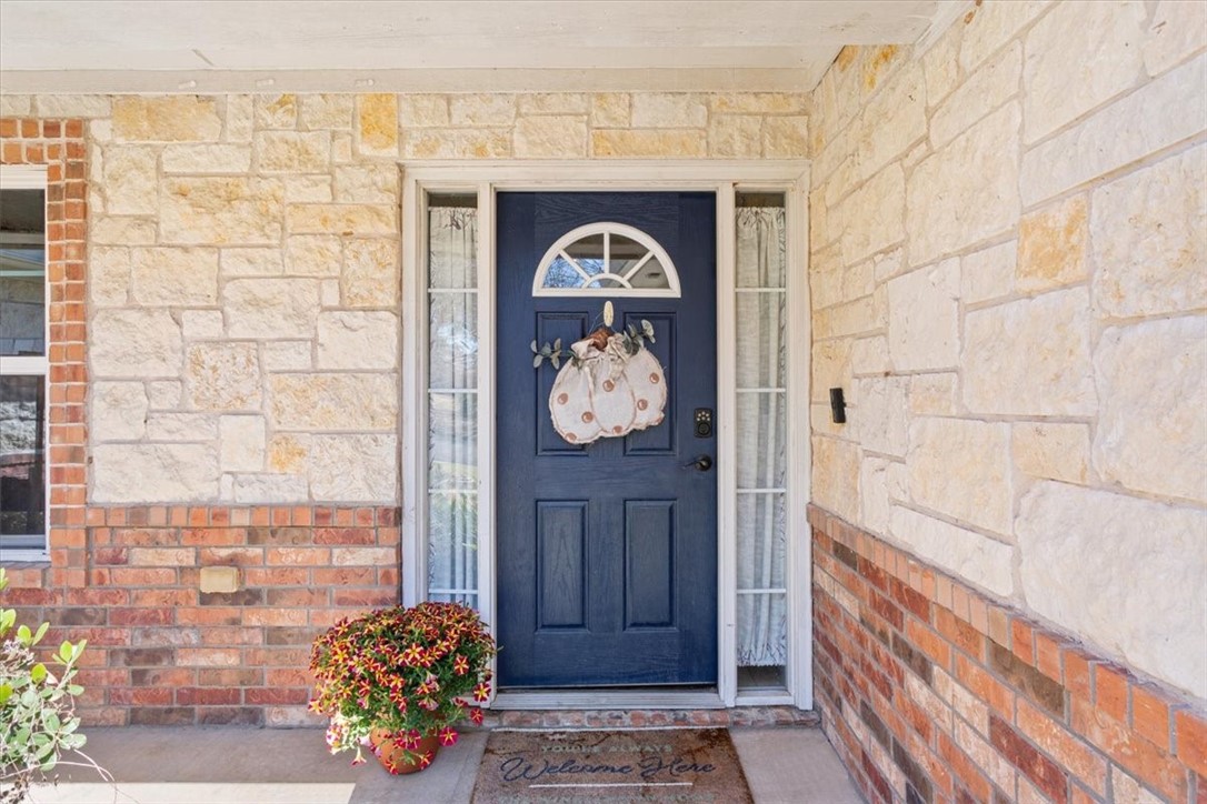14044 Horseshoe Circle, Woodway, Texas image 6