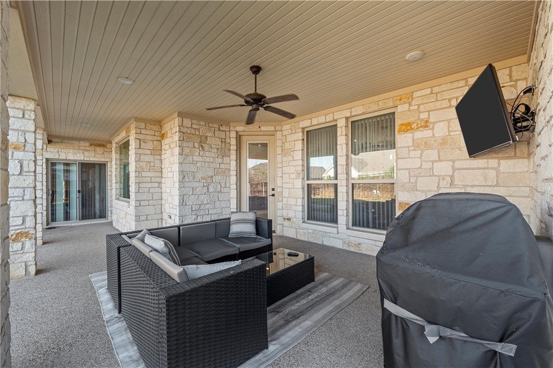 313 Stone Manor Drive, McGregor, Texas image 32