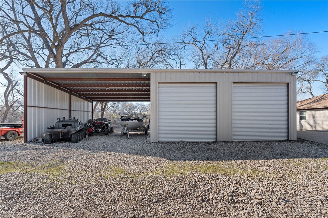 121 Pr 202, Aquilla, Texas image 21