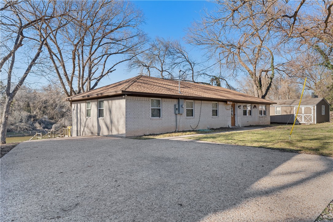 121 Pr 202, Aquilla, Texas image 2