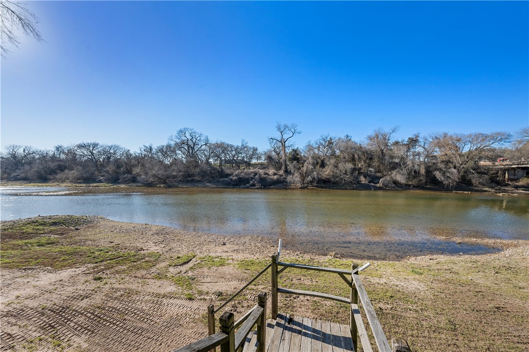 121 Pr 202, Aquilla, Texas image 19