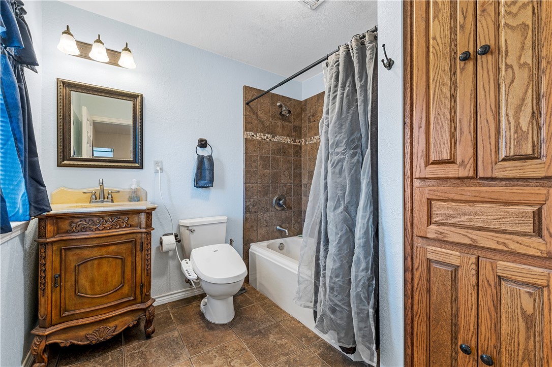 121 Pr 202, Aquilla, Texas image 14