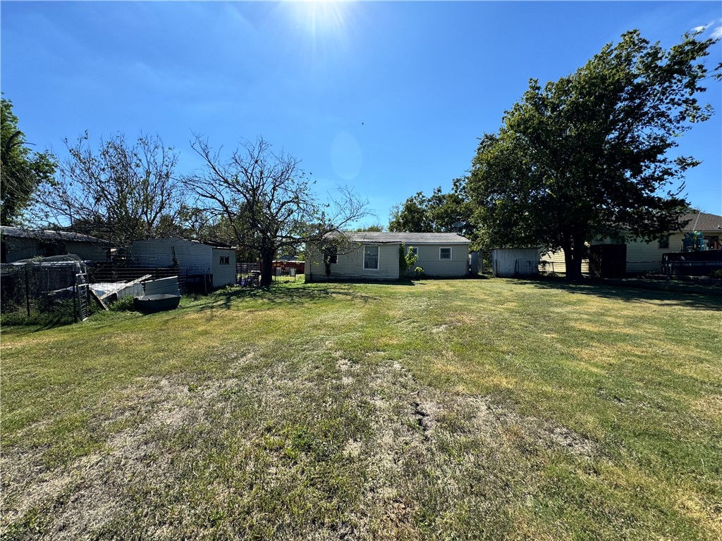 207 S Hedwig Street, Riesel, Texas image 22