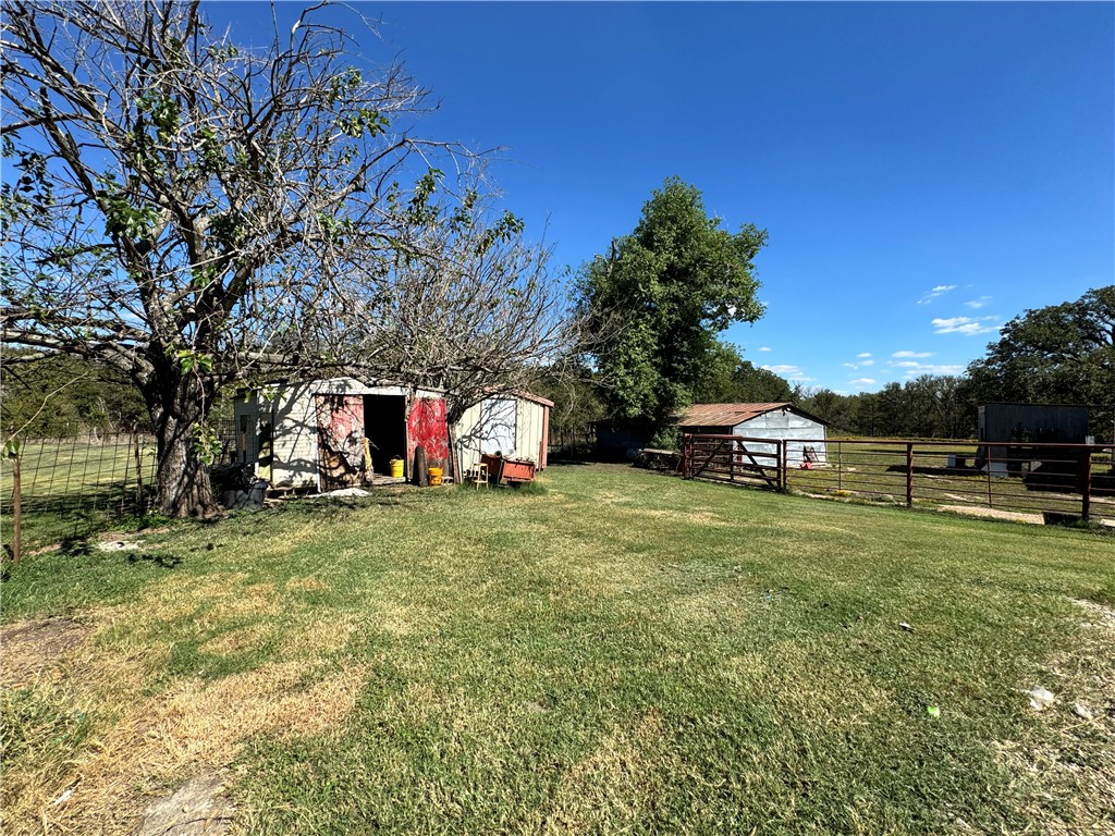 207 S Hedwig Street, Riesel, Texas image 21