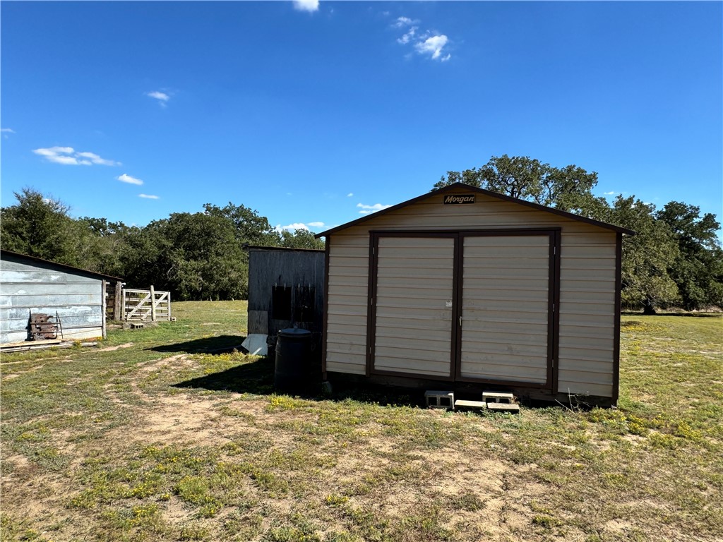 207 S Hedwig Street, Riesel, Texas image 18