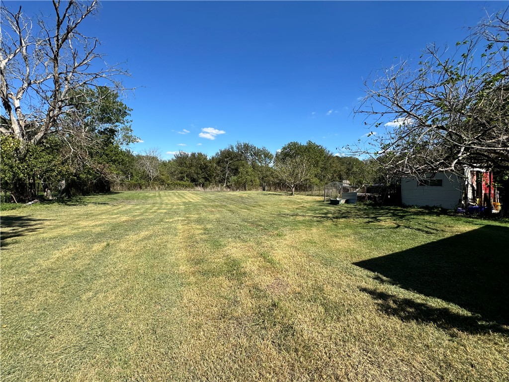 207 S Hedwig Street, Riesel, Texas image 4