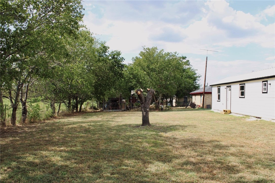 500 S Colorado Street, Whitney, Texas image 16