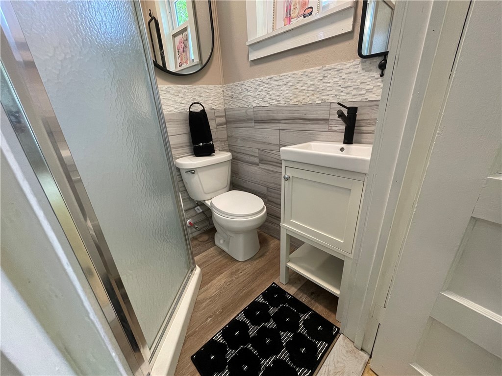 713 S Tyler St, McGregor, Texas image 21