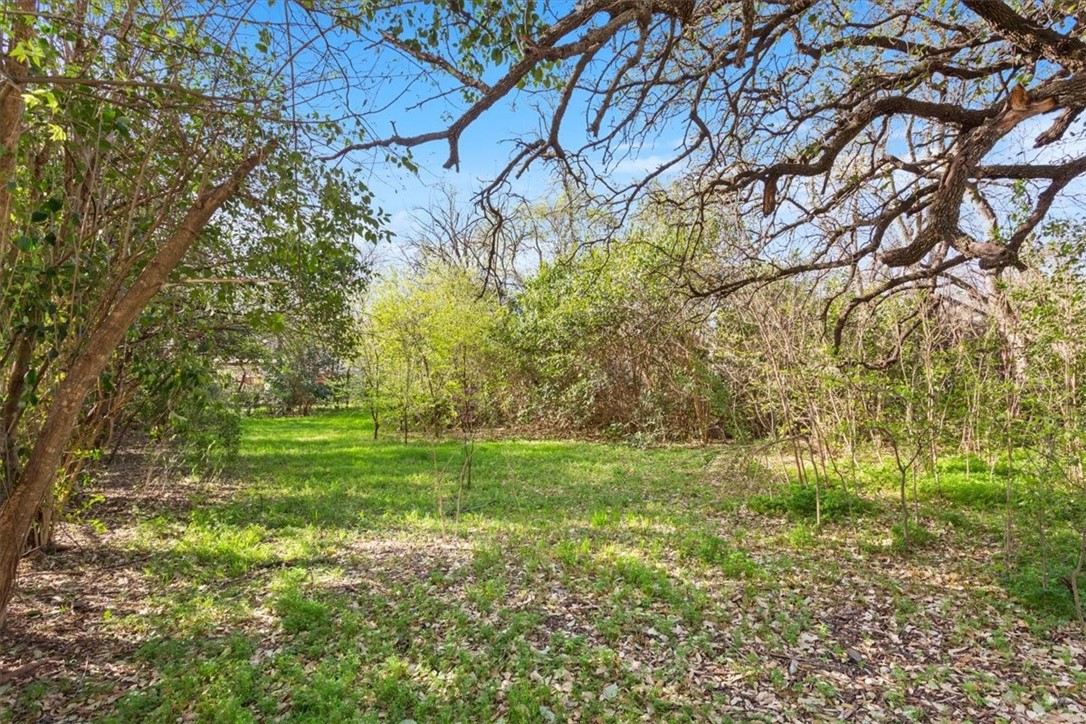 1122 Proctor Avenue, Waco, Texas image 9