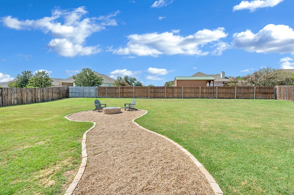 1017 Steamboat Drive, Hewitt, Texas image 38