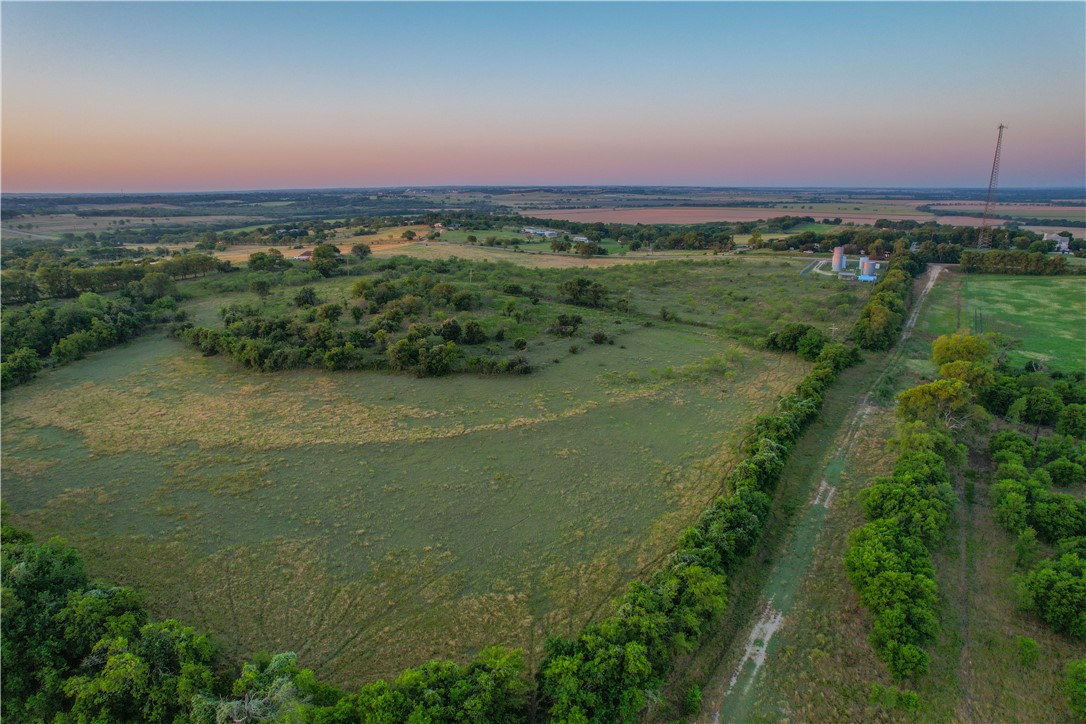 8212 Eddy-gatesville Parkway, Moody, Texas image 10