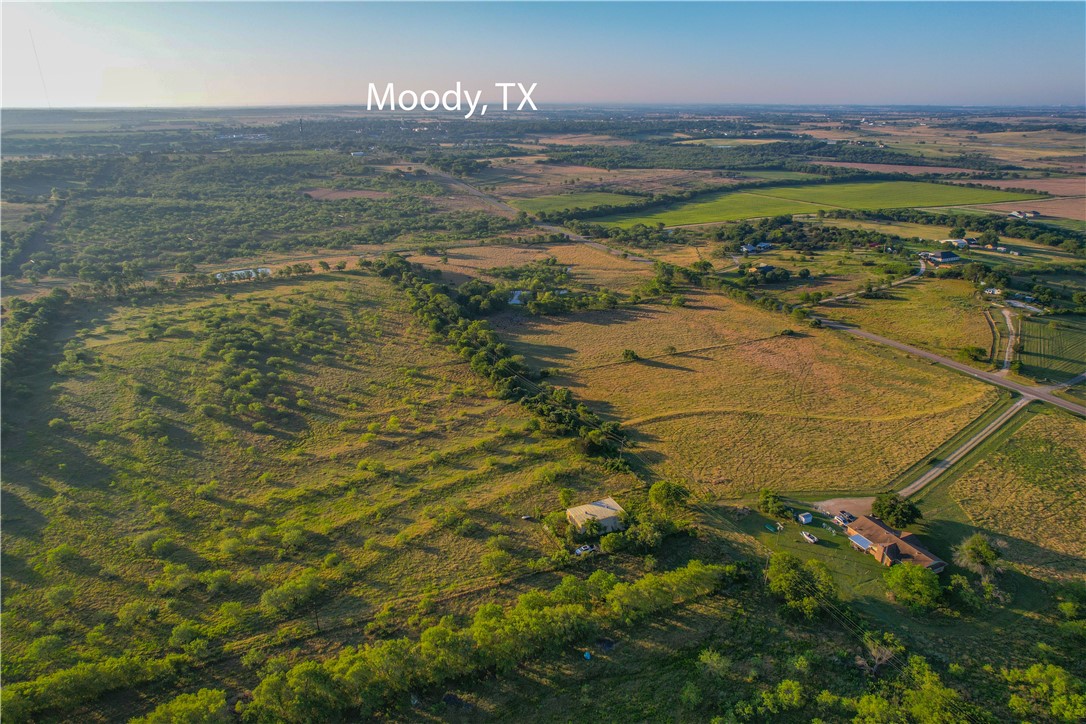 8212 Eddy-gatesville Parkway, Moody, Texas image 3