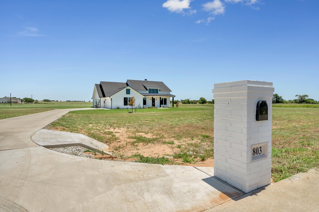 803 Willow Moon Ranch Road, Crawford, Texas image 50