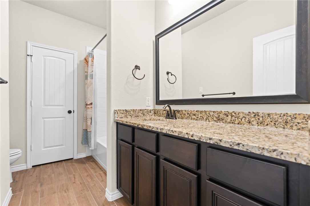 617 Lister Drive, Woodway, Texas image 15