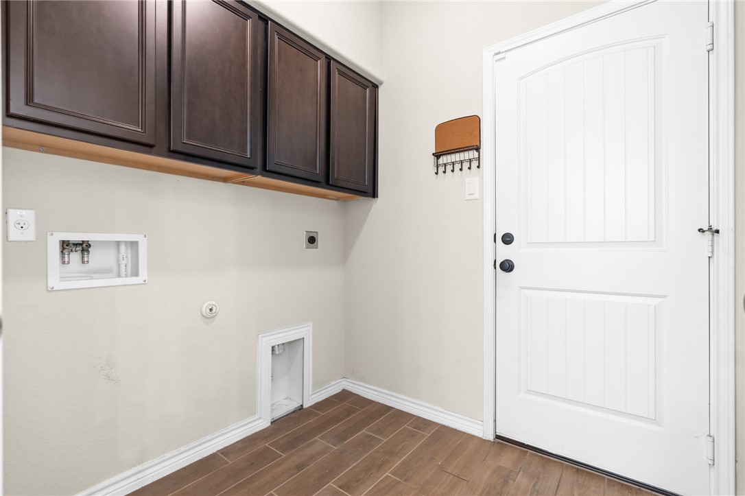617 Lister Drive, Woodway, Texas image 11