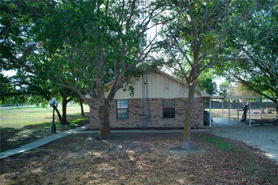 565 Iron Bridge Road, Lorena, Texas image 7