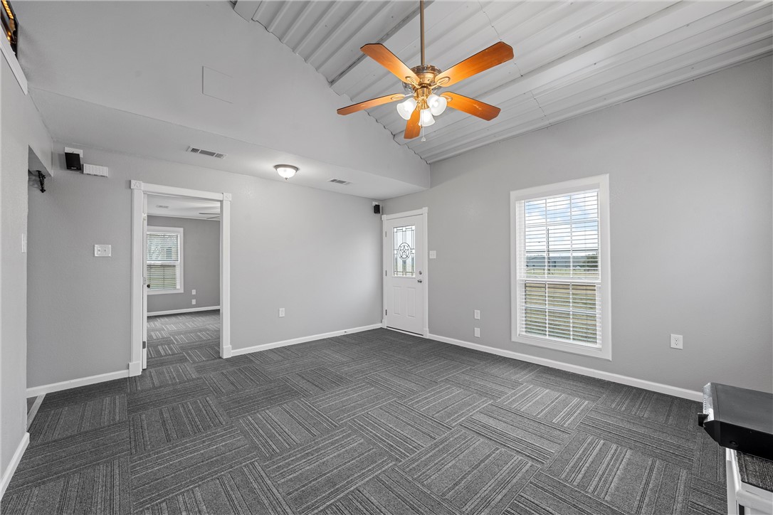 298 Valiant Wills Road, Bruceville, Texas image 3