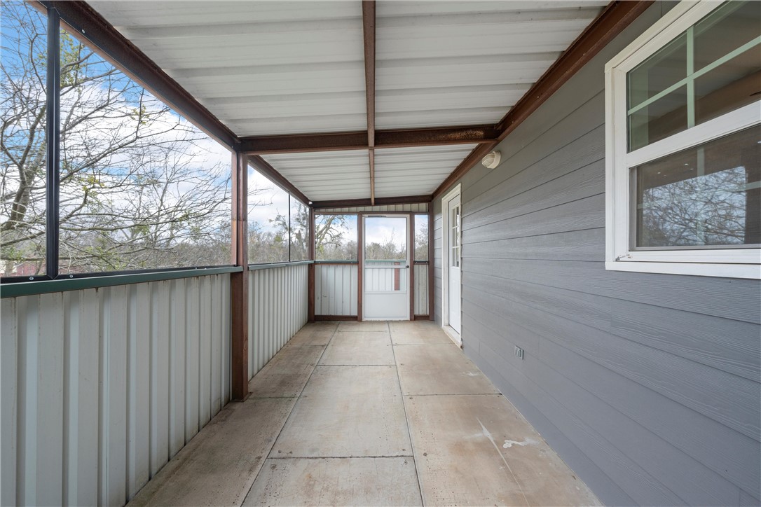 298 Valiant Wills Road, Bruceville, Texas image 30