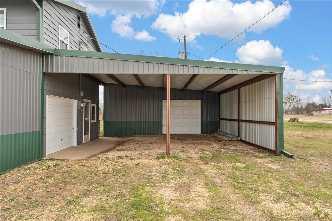 298 Valiant Wills Road, Bruceville, Texas image 26