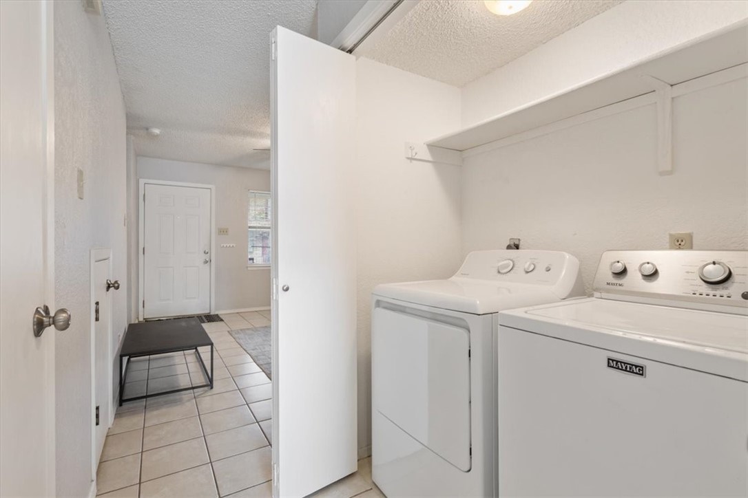 Waco, Texas 76706, United States, 2 Bedrooms Bedrooms, ,3 BathroomsBathrooms,Residential,Pending,49724